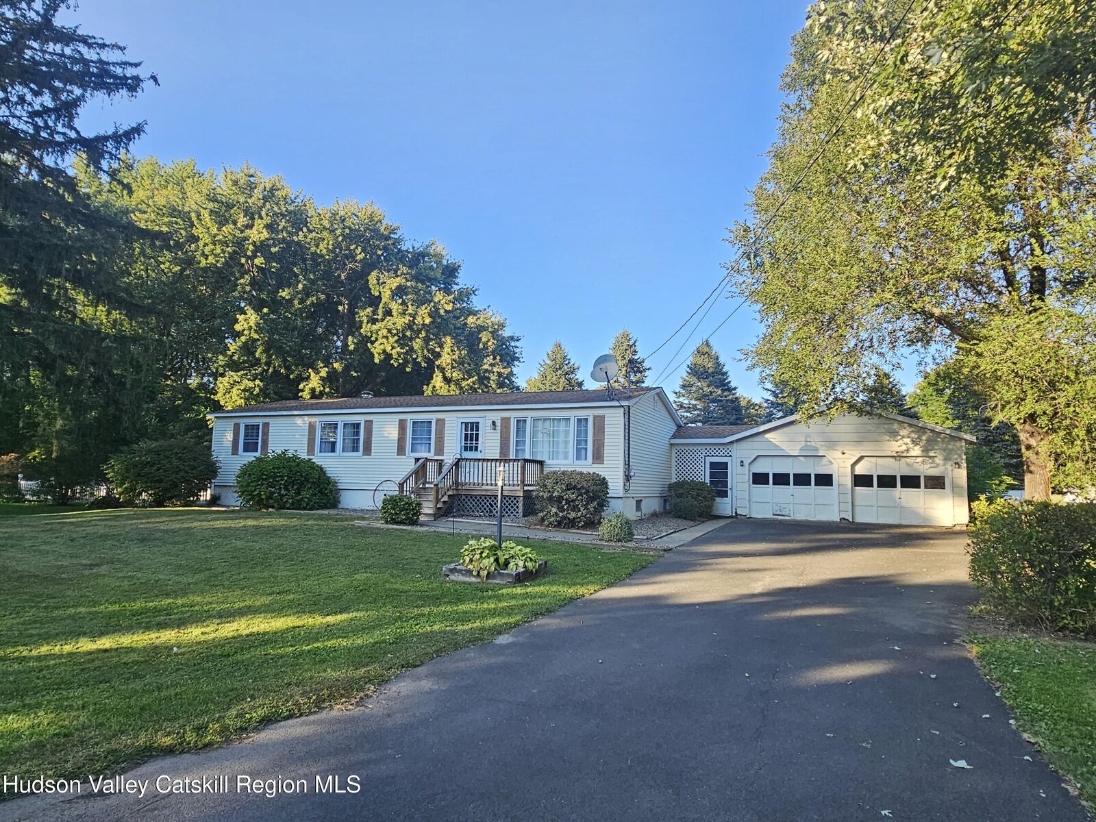 Property Photo: 19 Rivenburg NY 12534