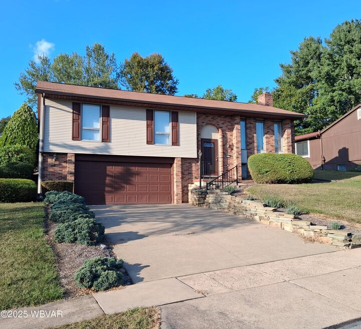 Property Photo: 2515 N Hills Drive PA 17701