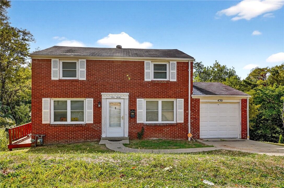 Property Photo:  430 Parkridge Dr  PA 15235 