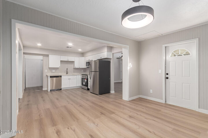 Property Photo:  874 E Tyson Street  AZ 85225