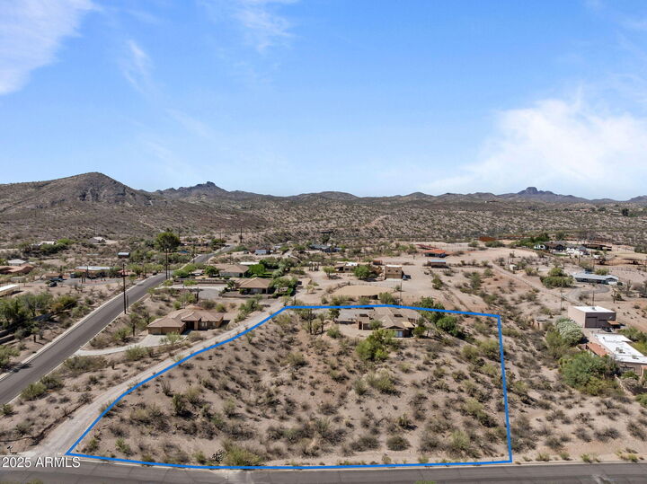 Property Photo:  835 W Palo Verde Drive  AZ 85390 