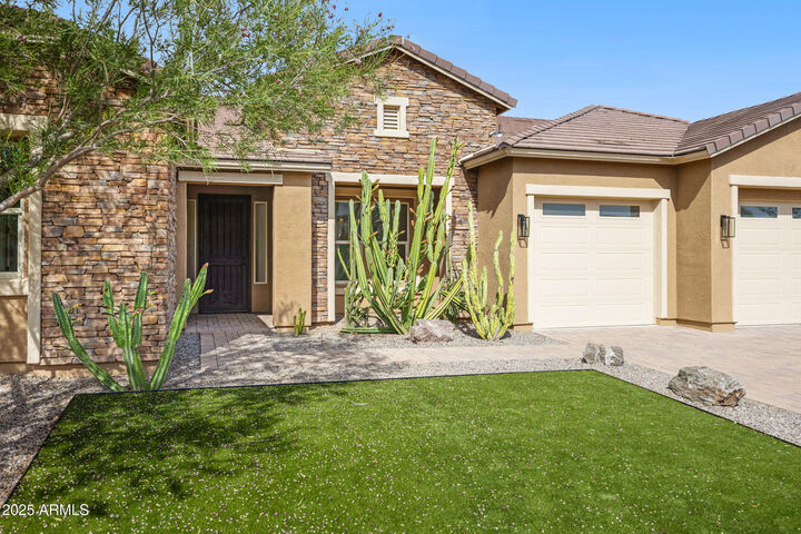 Property Photo:  19778 E Poplar Drive  AZ 85142 