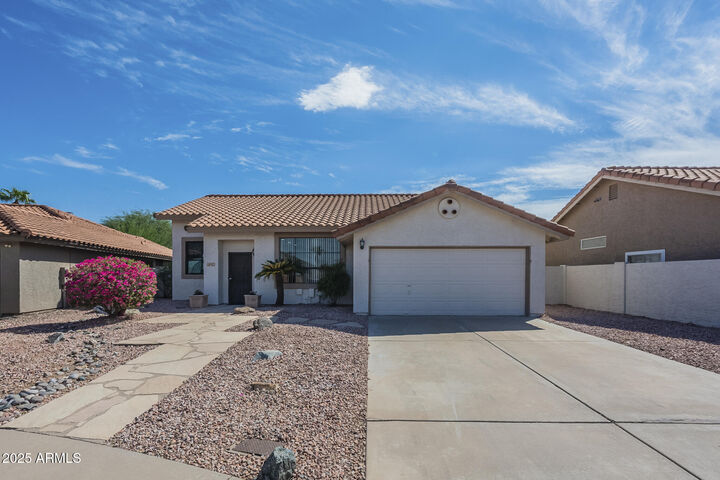 Property Photo:  14447 S 40th Place  AZ 85044 