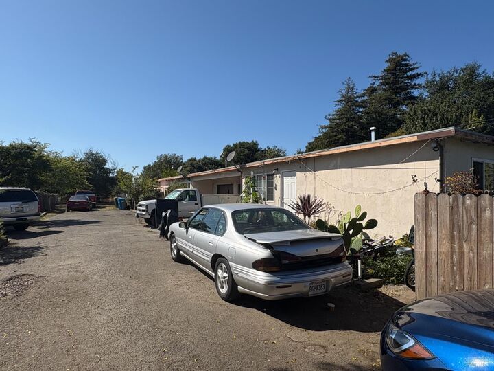 Property Photo:  2721 2723 Victoria Drive  CA 95407 
