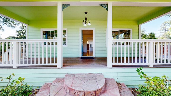Property Photo: 1101 Burbank Avenue CA 95407
