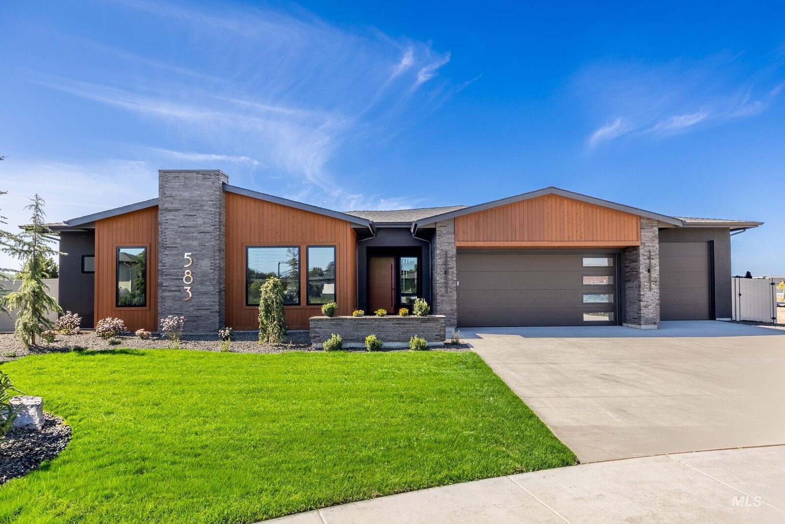 Property Photo:  583 N Pembina Place  ID 83616 