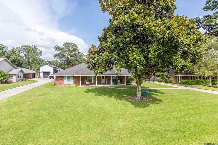 Property Photo:  6612 Lindseyneal Dr  LA 70739 