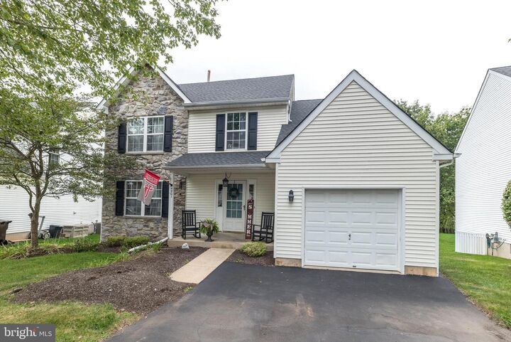 Property Photo: 4201 Sir Andrew Circle PA 18902