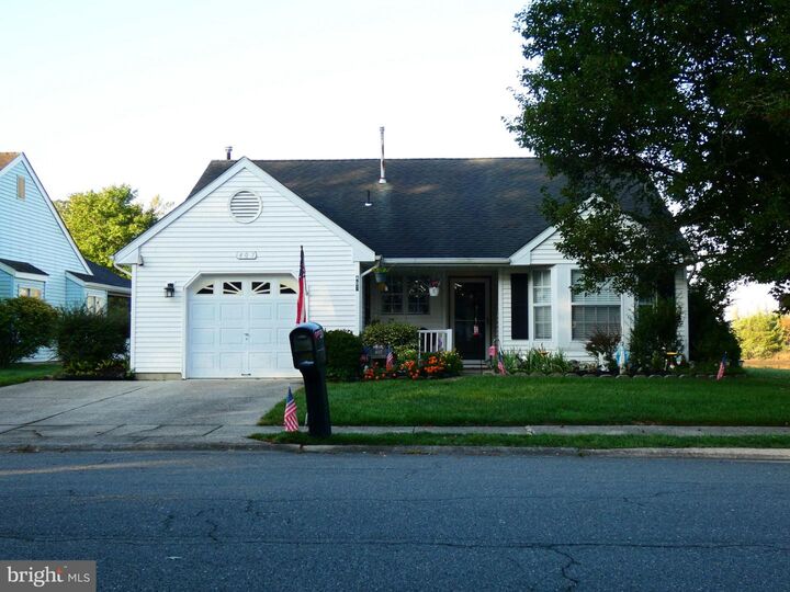 Property Photo: 407 Lexington Drive NJ 08087