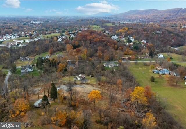 Property Photo:  6641 Parkway E  PA 17112 