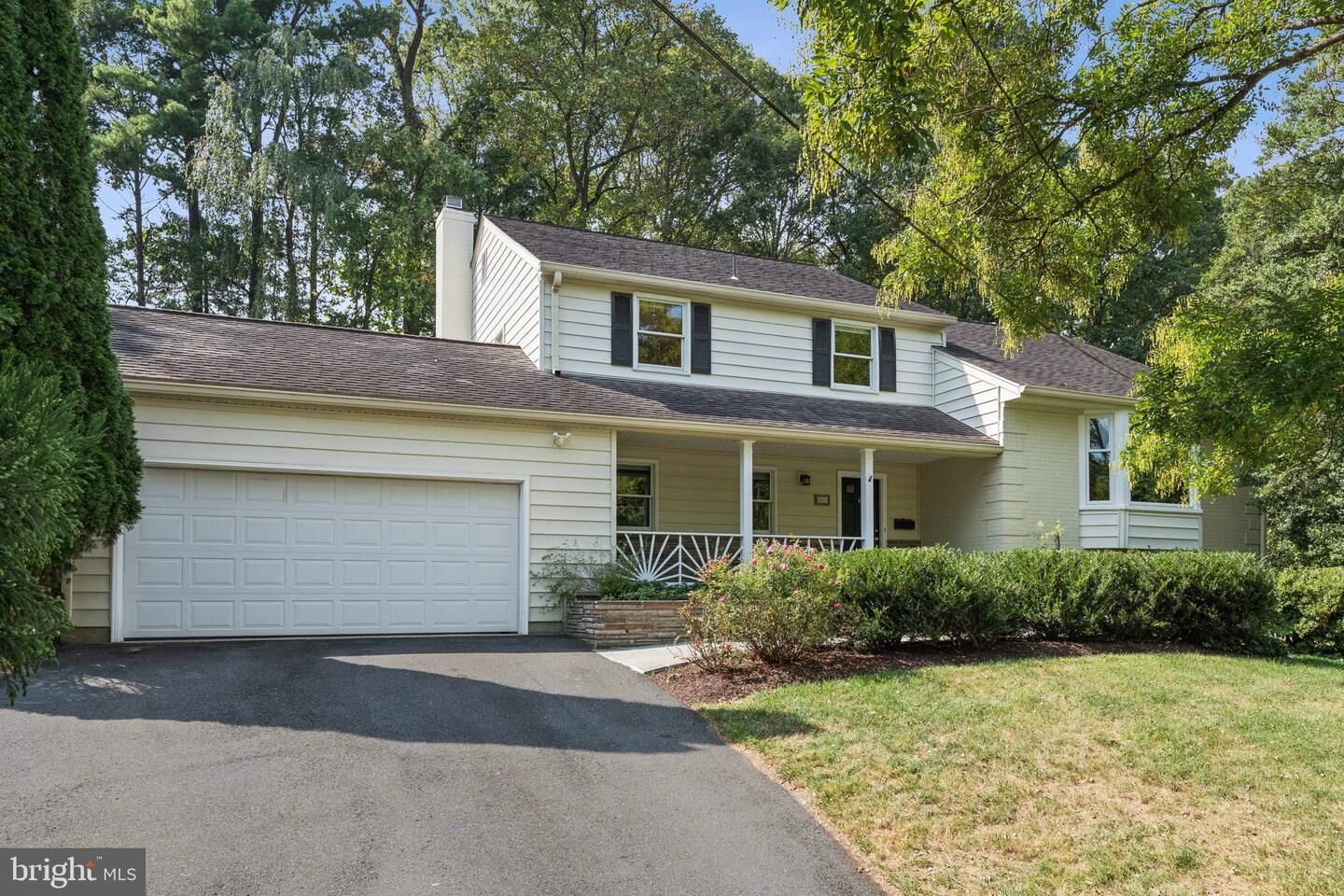 Property Photo:  8510 Howell Road  MD 20817 