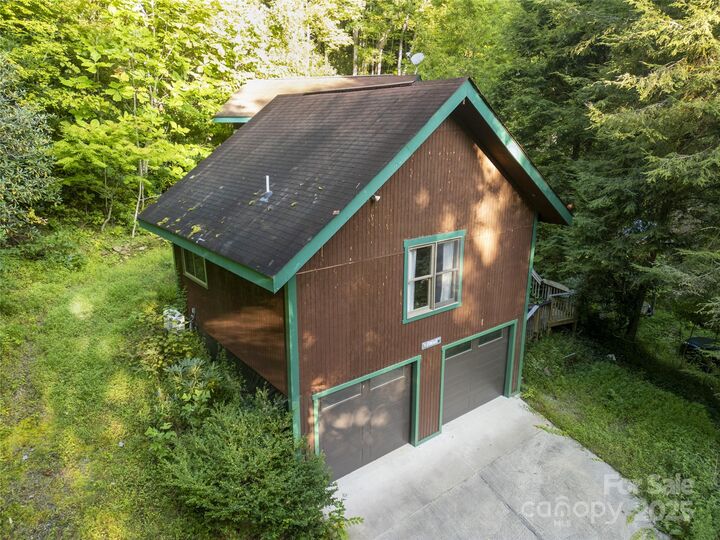Property Photo:  70 Stonegate Trail  NC 28748 