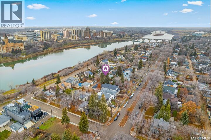 Property Photo:  710 University Drive  SK S7N 0J4 