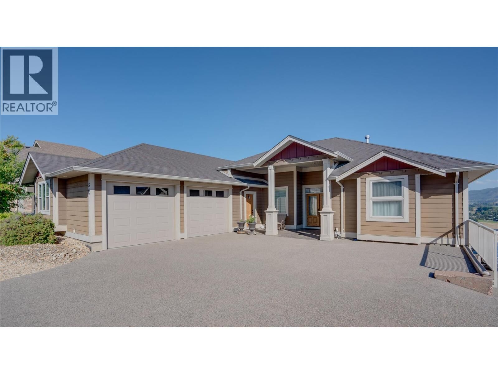 Property Photo: 567 Mt Ida Drive BC V1B 4A8