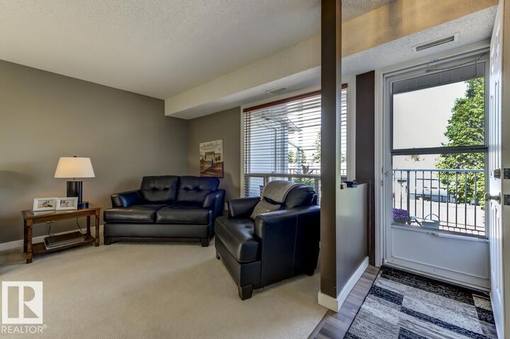 Property Photo:  2346 151 Av NW  AB T5Y 2L1 