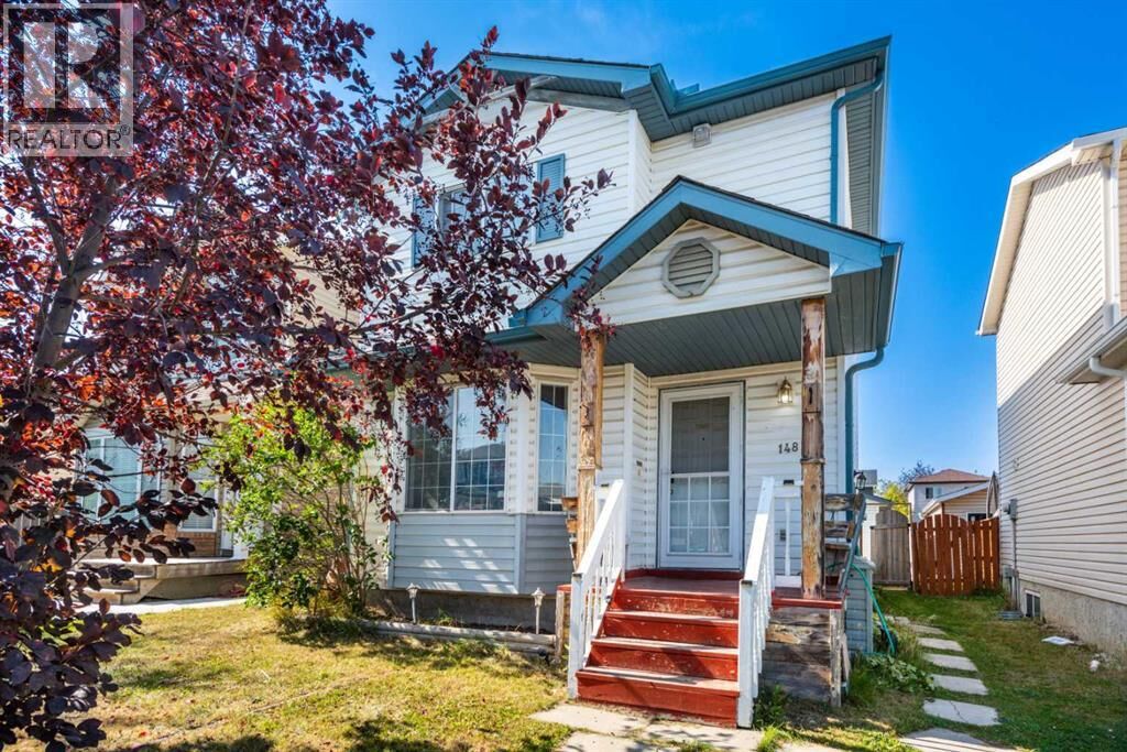 Property Photo:  148 Martin Crossing Crescent Northeast  AB T3J 3S9 
