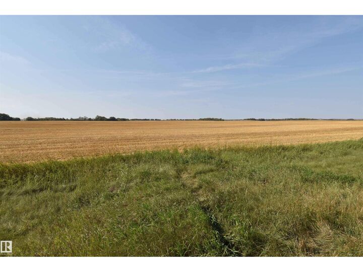 Property Photo:  Rge Rd 275 Twp Rd 523  AB T7Z 1Z3 