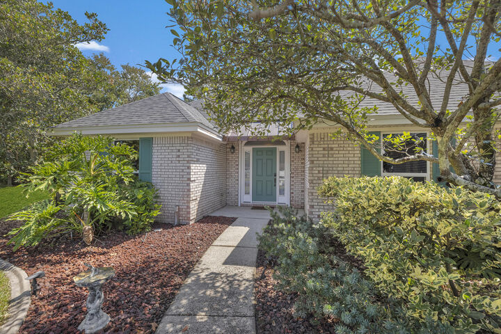Property Photo:  242 E Eagle Drive  FL 32407 