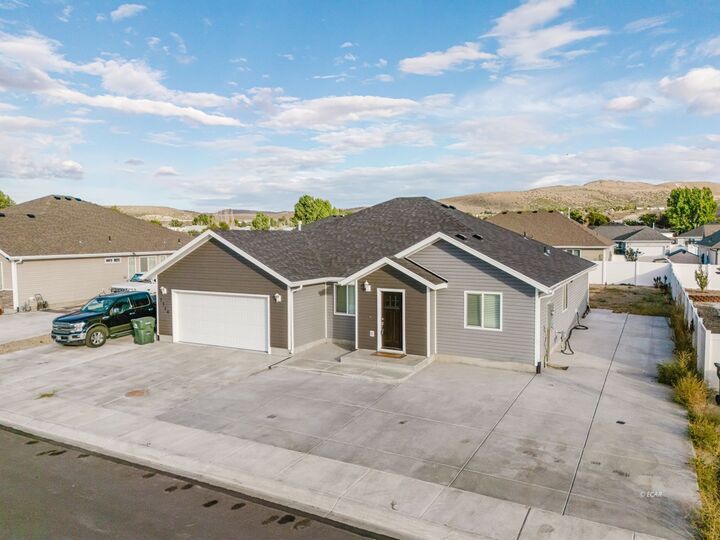 1714 Opal Drive  Elko NV 89801 photo