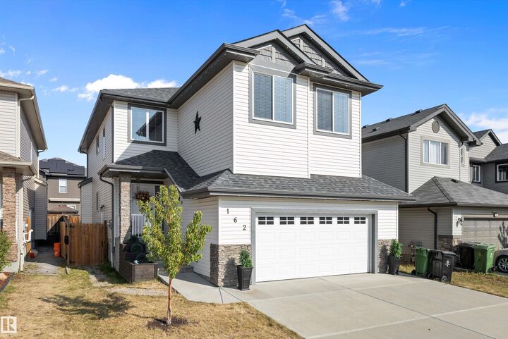 Property Photo:  162 Woodbridge Link  AB T8L 0P4 