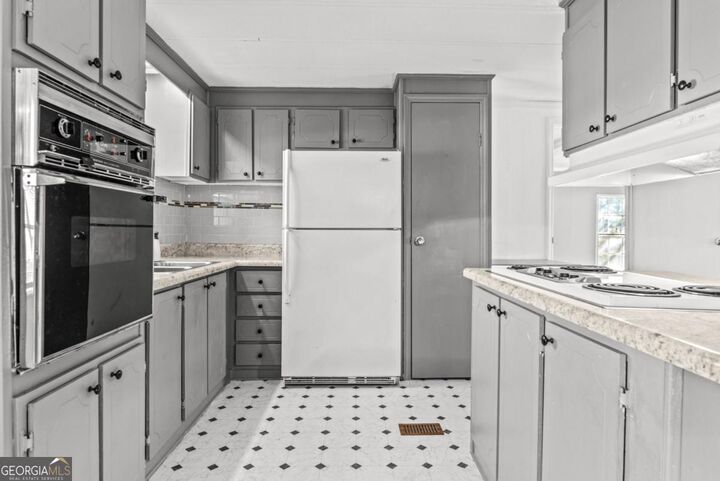 Property Photo: 905 Adams Duncan Road GA 30646