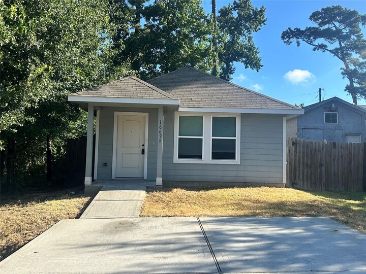 Property Photo:  16698 E Forrestal  TX 77316 