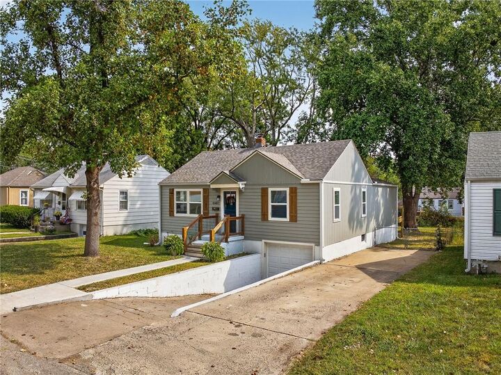 Property Photo: 4447 Fisher Street KS 66103