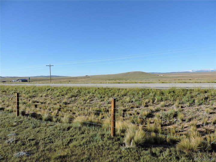 Property Photo: 300 Rocker 7 Ct CO 80456