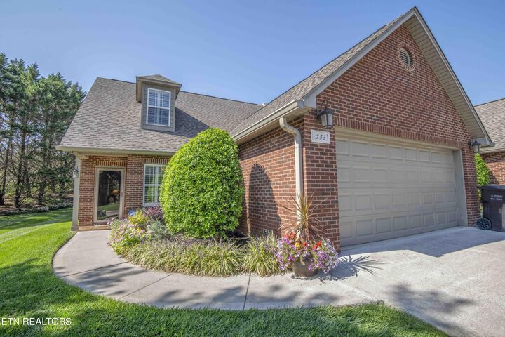 Property Photo: 253 Meadow Walk Ln Lane TN 37772