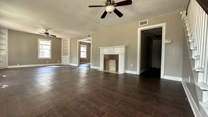 Property Photo: 2706 24th Street TX 79410