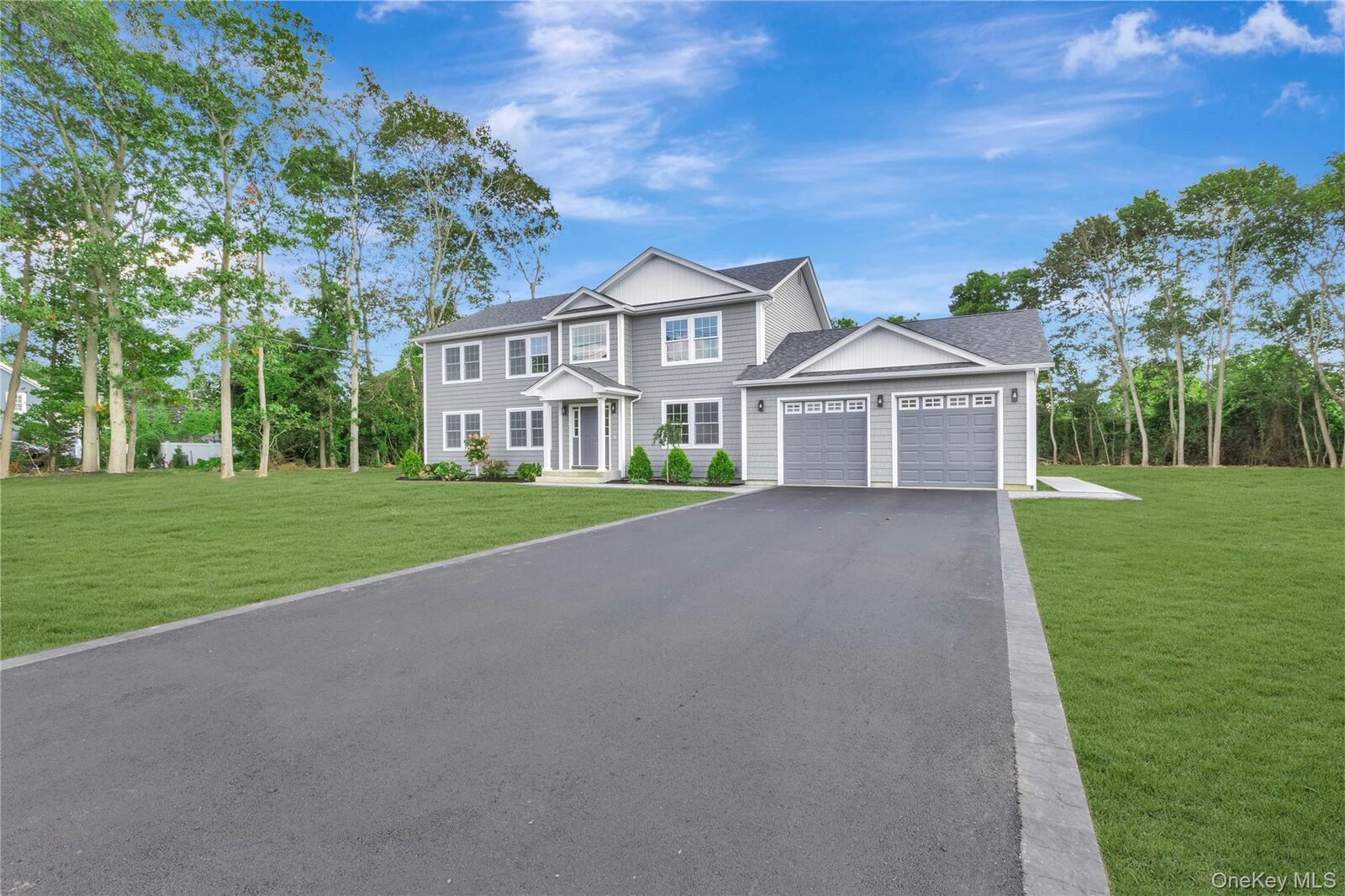 Property Photo:  92 Park Street  NY 11715 