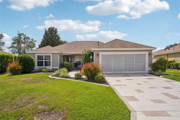 Property Photo: 9058 SE 177th Grassmere Street FL 32162