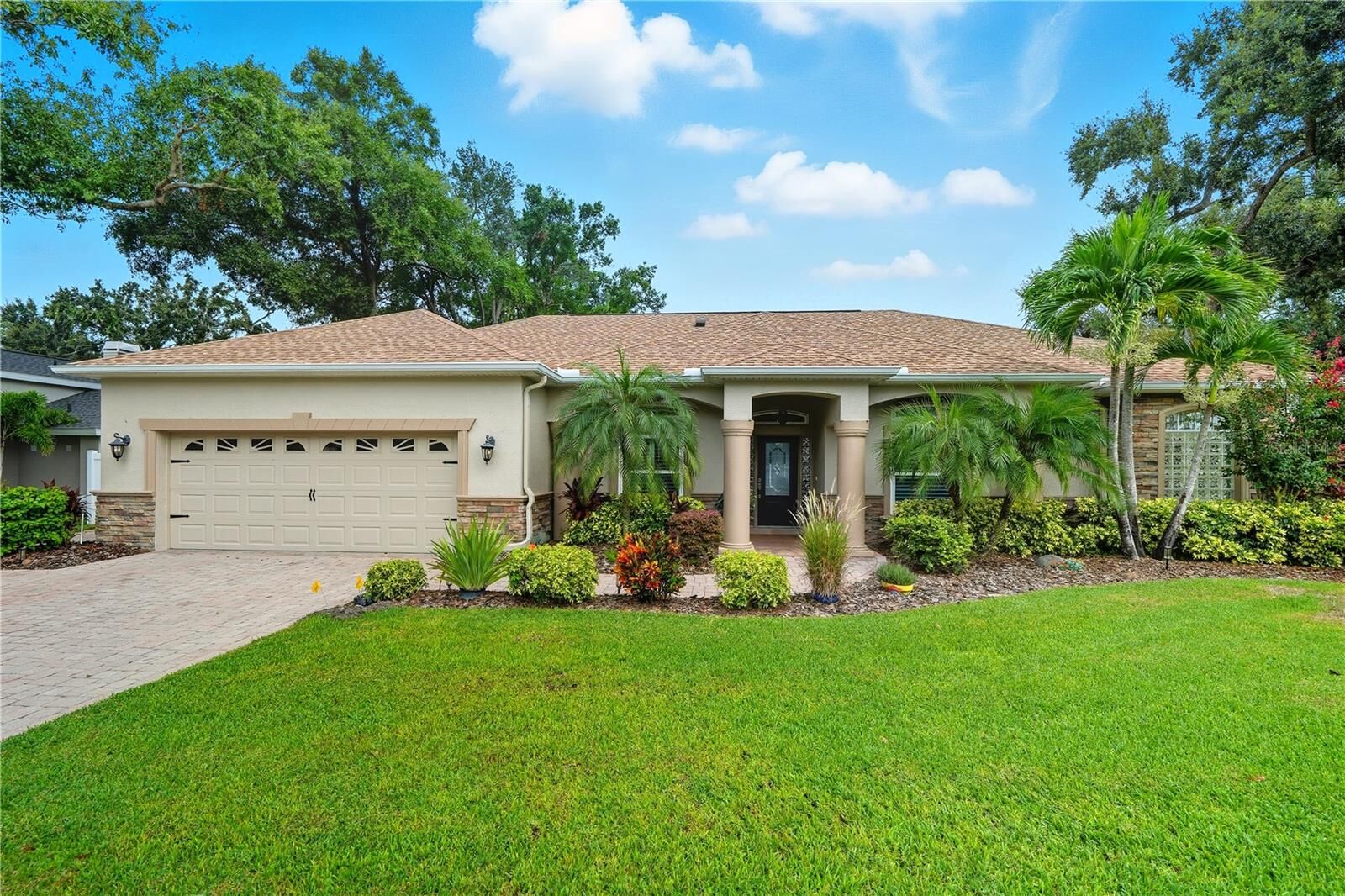 Property Photo:  3003 Magdalene Woods Drive  FL 33618 