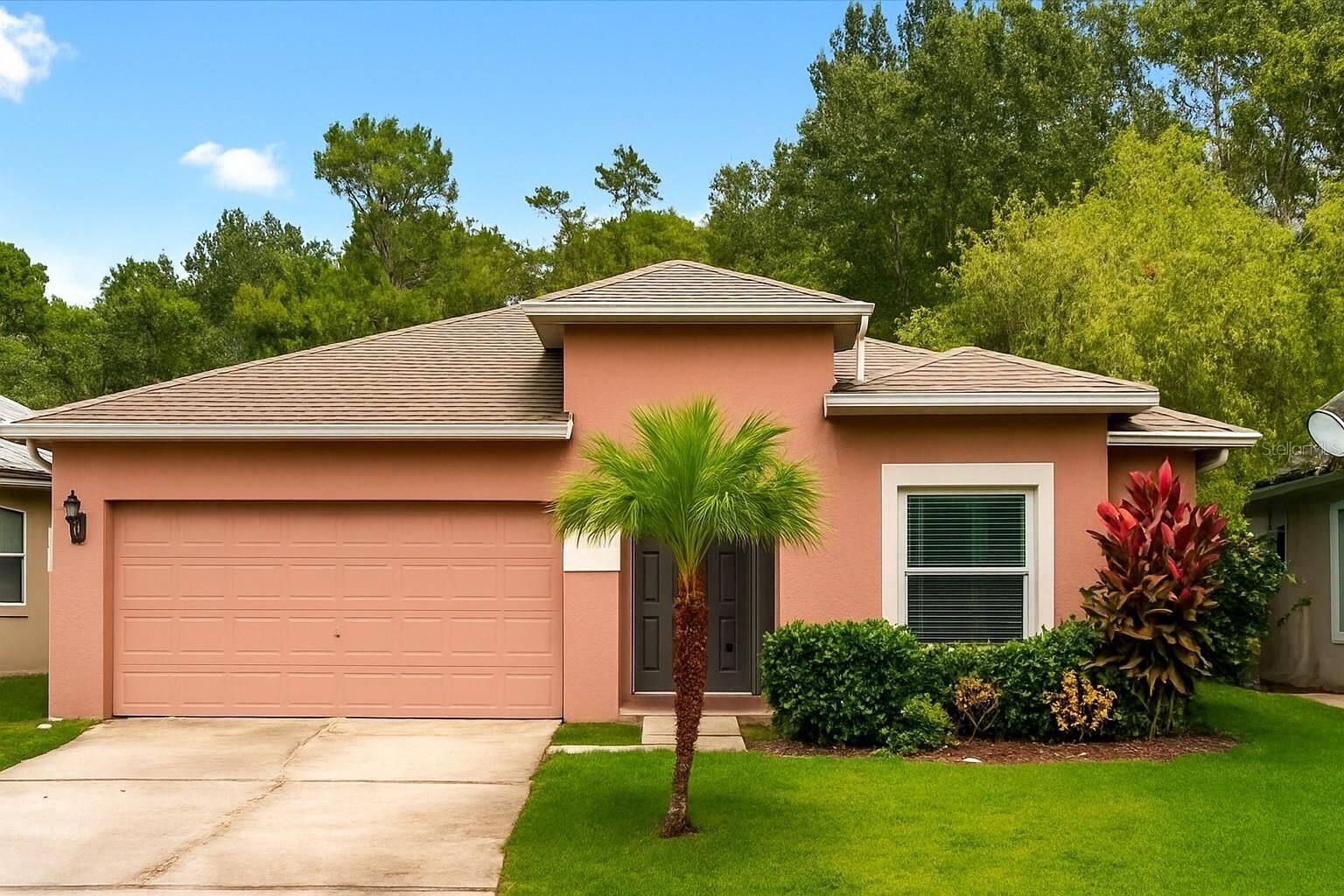 Property Photo:  471 Augustine Court  FL 32765