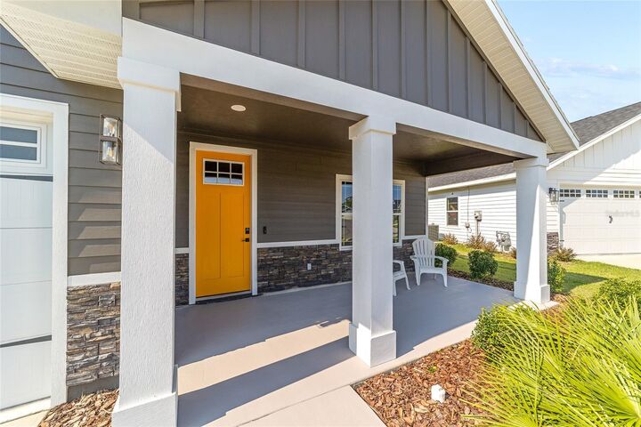 Property Photo:  6743 SW 15th Place  FL 32607 