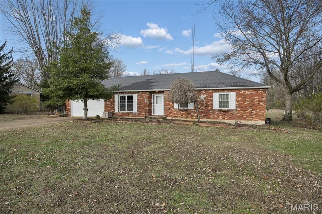 Property Photo: 209 Hawthorne Drive MO 63640