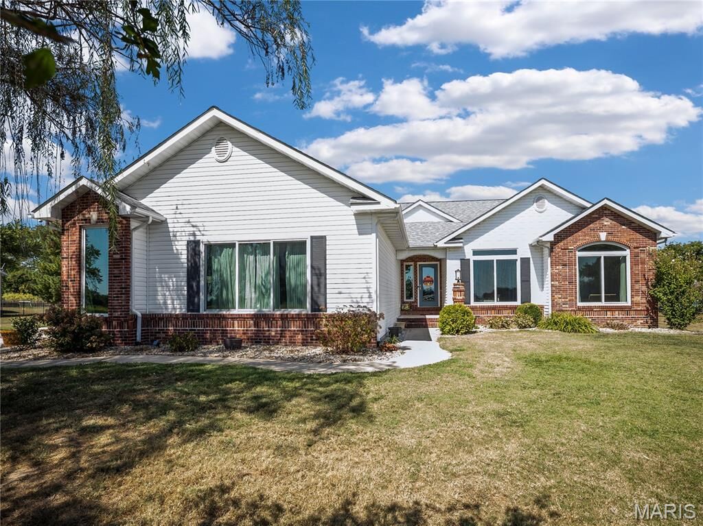 Property Photo:  7853 Lebanon Road  IL 62294 