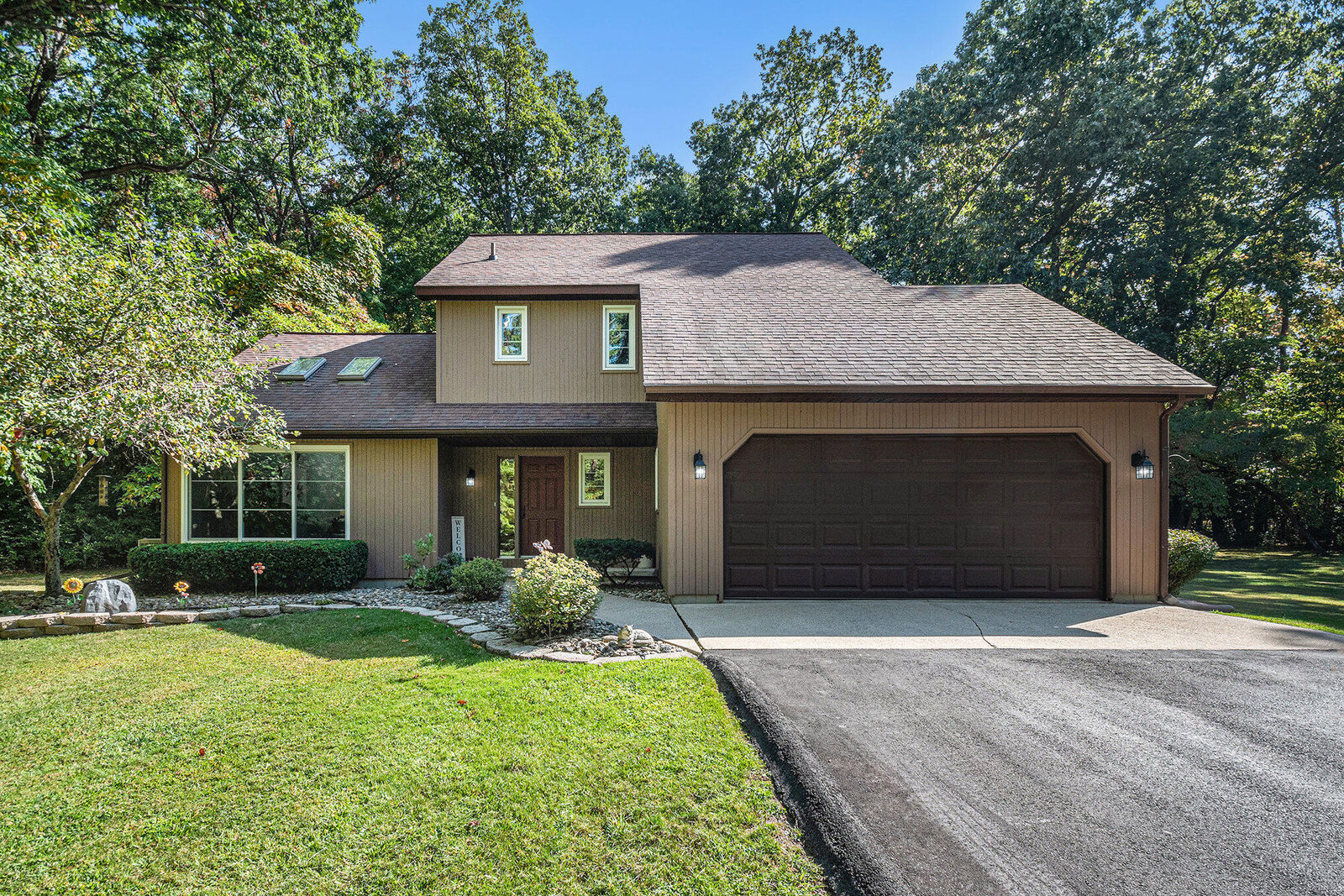 Property Photo:  1033 Anderson Road  MI 49120 
