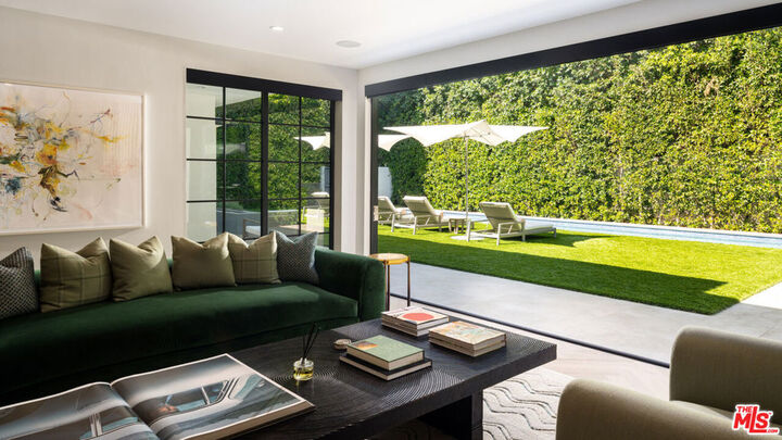 Property Photo:  1719 Ambassador Avenue  CA 90210 