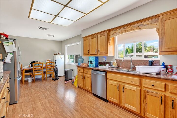 Property Photo:  41150 Nona Court  CA 92544 