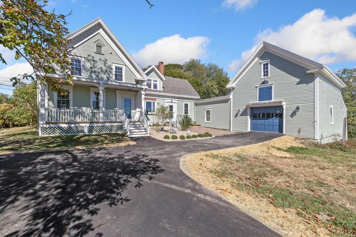 Property Photo:  550 Main Road  ME 04562 