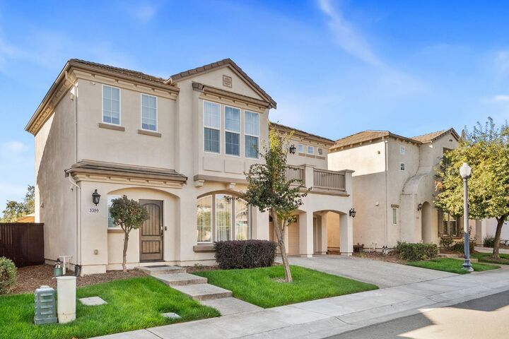 Property Photo:  5359 Knotty Pine Way  CA 95835 
