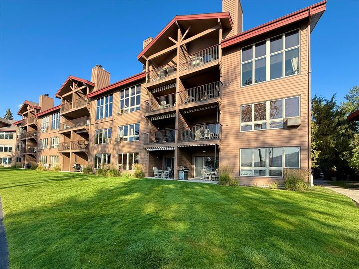 Property Photo:  1400 Wisconsin Avenue 108  MT 59937 