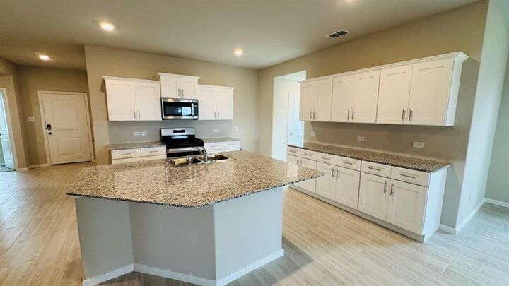 Property Photo:  9400 Mountain Pass Drive  TX 76108 