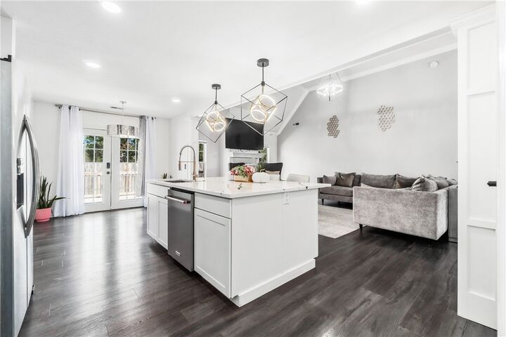 Property Photo: 1505 Breckenridge Loop AR 72756