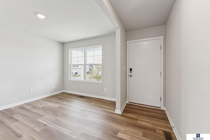 Property Photo: 5406 N 186 Street NE 68022