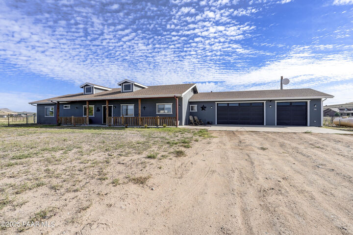 Property Photo: 5380 E Sirocco Vista AZ 86323