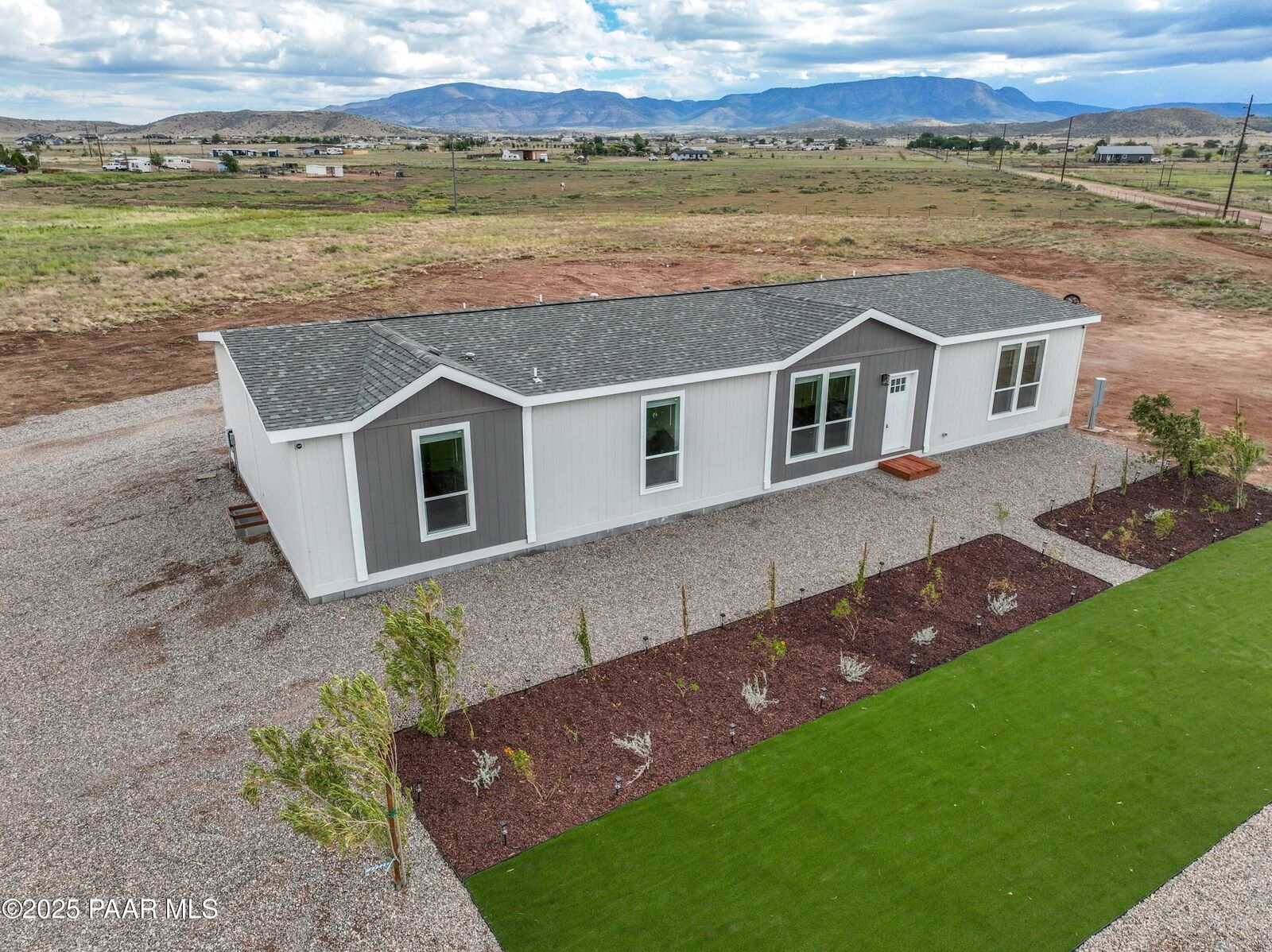 Property Photo: 8902 E Far Away Place AZ 86315