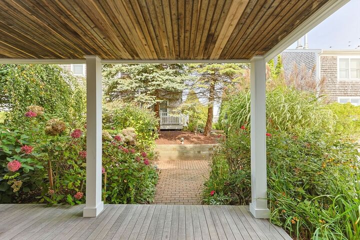 Property Photo:  48 Harry Kemp Way 3  MA 02657 