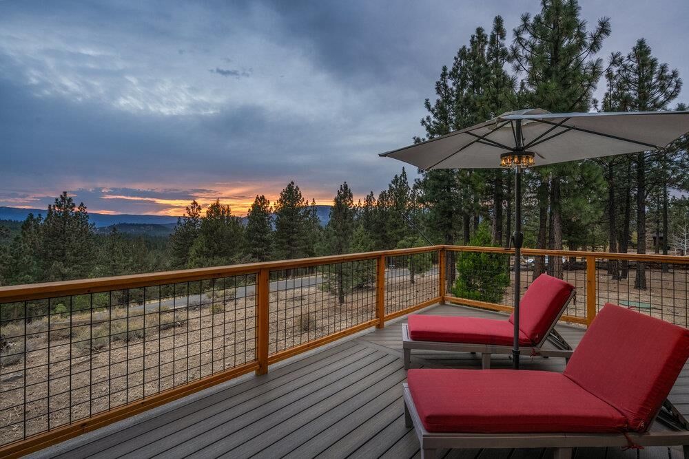 Property Photo:  522 Nighthawk  CA 96106 